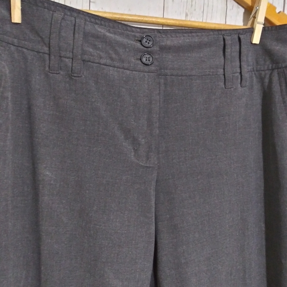 Michael Kors light gray slacks sz 10 - Picture 4 of 9